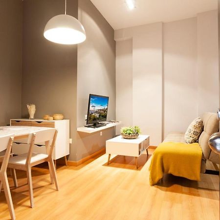 Bhost - Apartamento Victoria Malaga Exterior photo