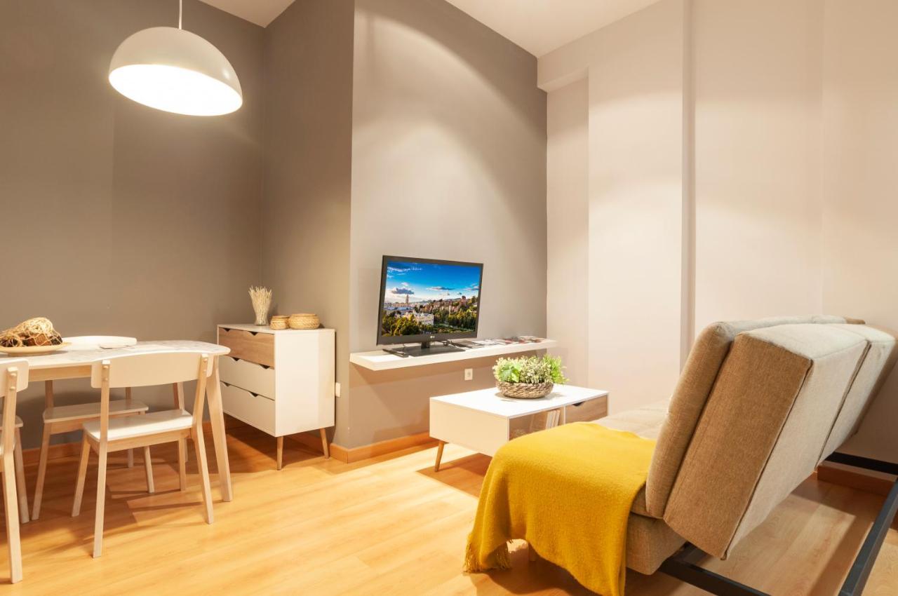 Bhost - Apartamento Victoria Malaga Exterior photo
